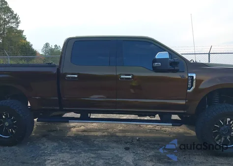 2017 Ford F-250 Xlt из США, поврежденный, VIN 1FT7W2BTXHEF51471